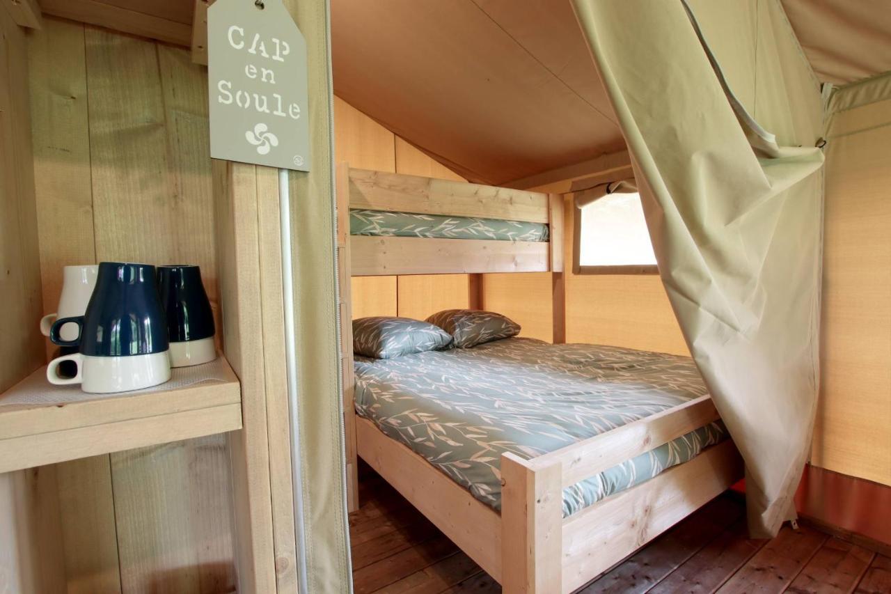 Tente Safari Lodge Ferme Carrique Tardets-Sorholus Exteriör bild