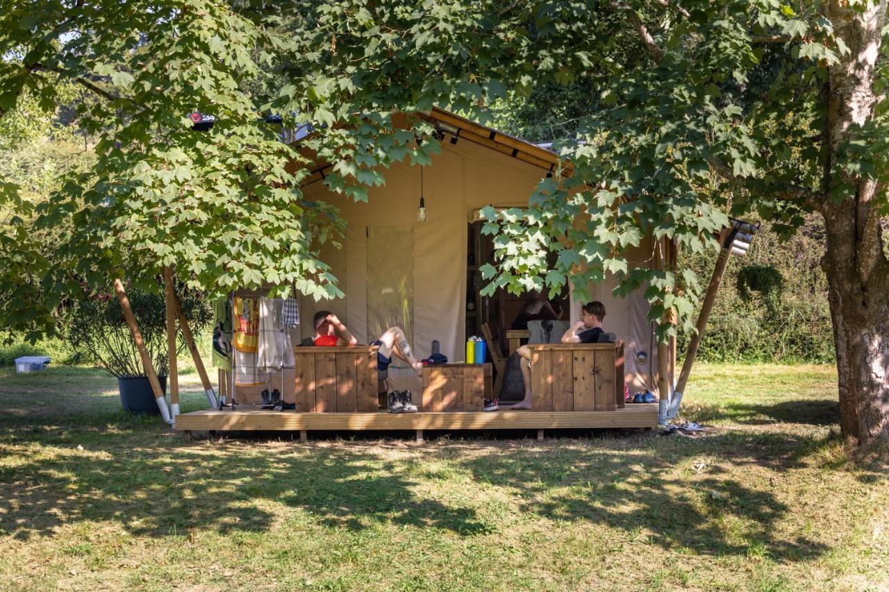 Tente Safari Lodge Ferme Carrique Tardets-Sorholus Exteriör bild